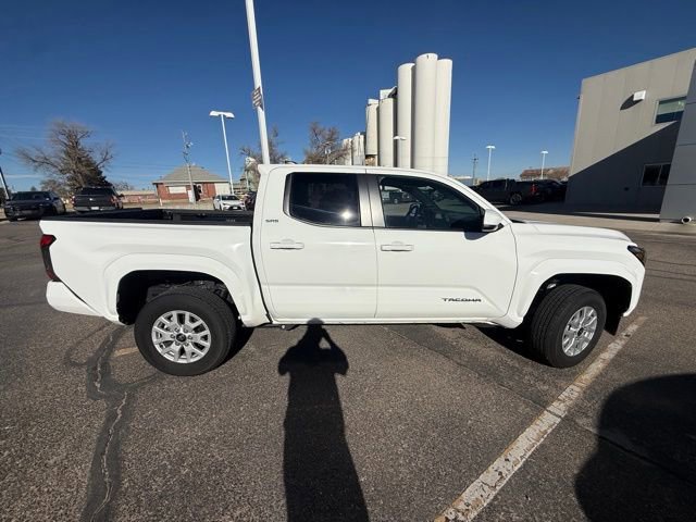 Used 2025 Toyota Tacoma SR5 image 8