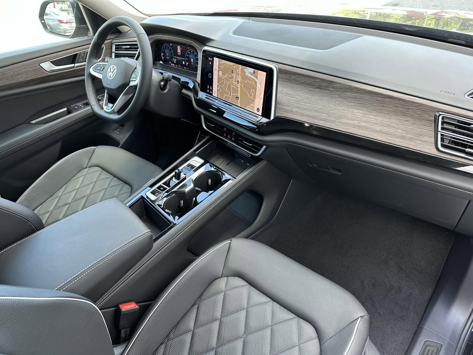 New 2026 Volkswagen Atlas SEL Premium R-Line image 11