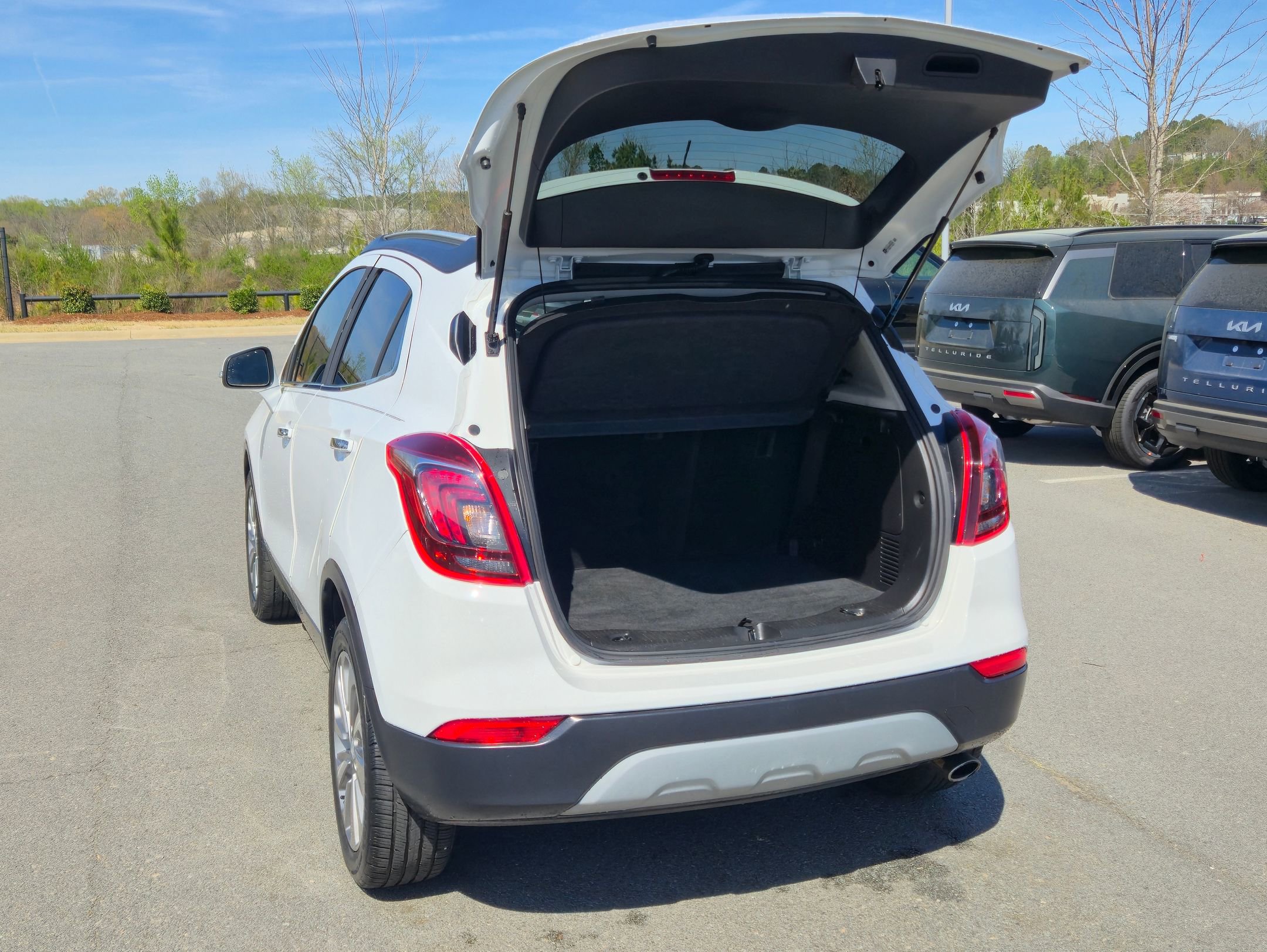 Used 2019 Buick Encore Preferred image 18