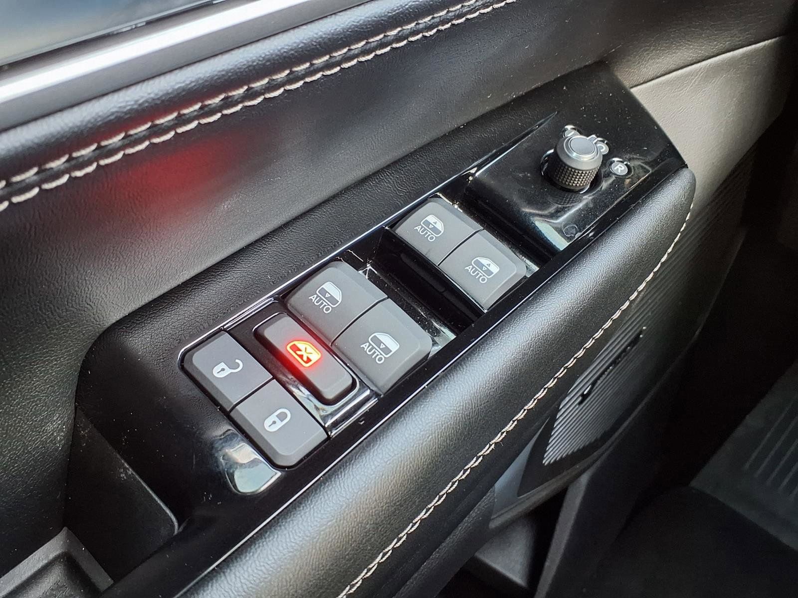 New 2026 Jeep Grand Wagoneer 2WD w/ 8-Passenger Seating Package image 14