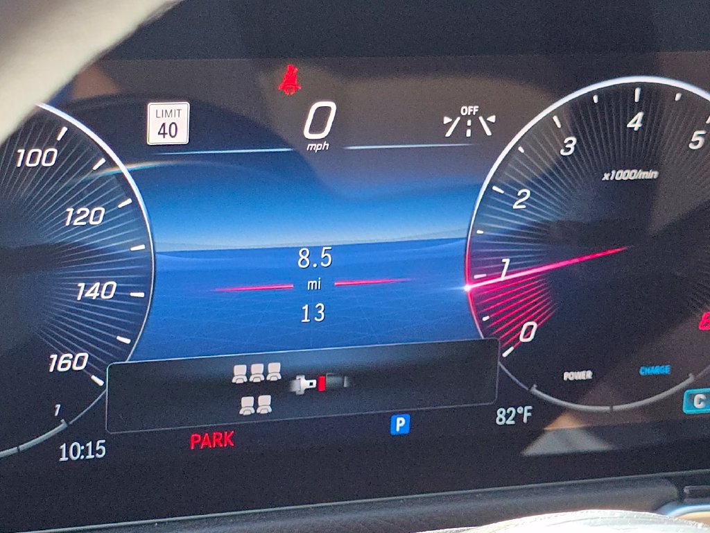 New 2026 Mercedes-Benz GLB 250 4MATIC image 29