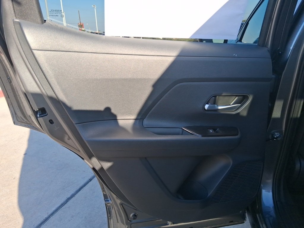 New 2026 Nissan Kicks SV image 21