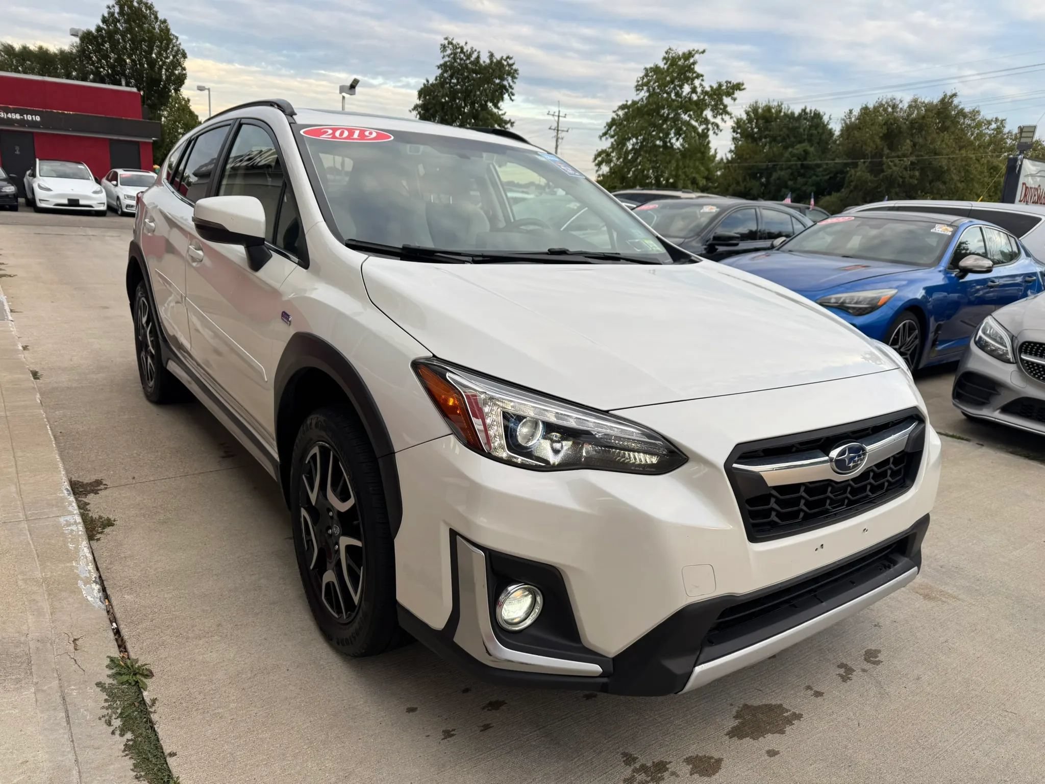 Used 2019 Subaru Crosstrek Hybrid w/ Moonroof Package w/Navigation AWD/4WD image 3