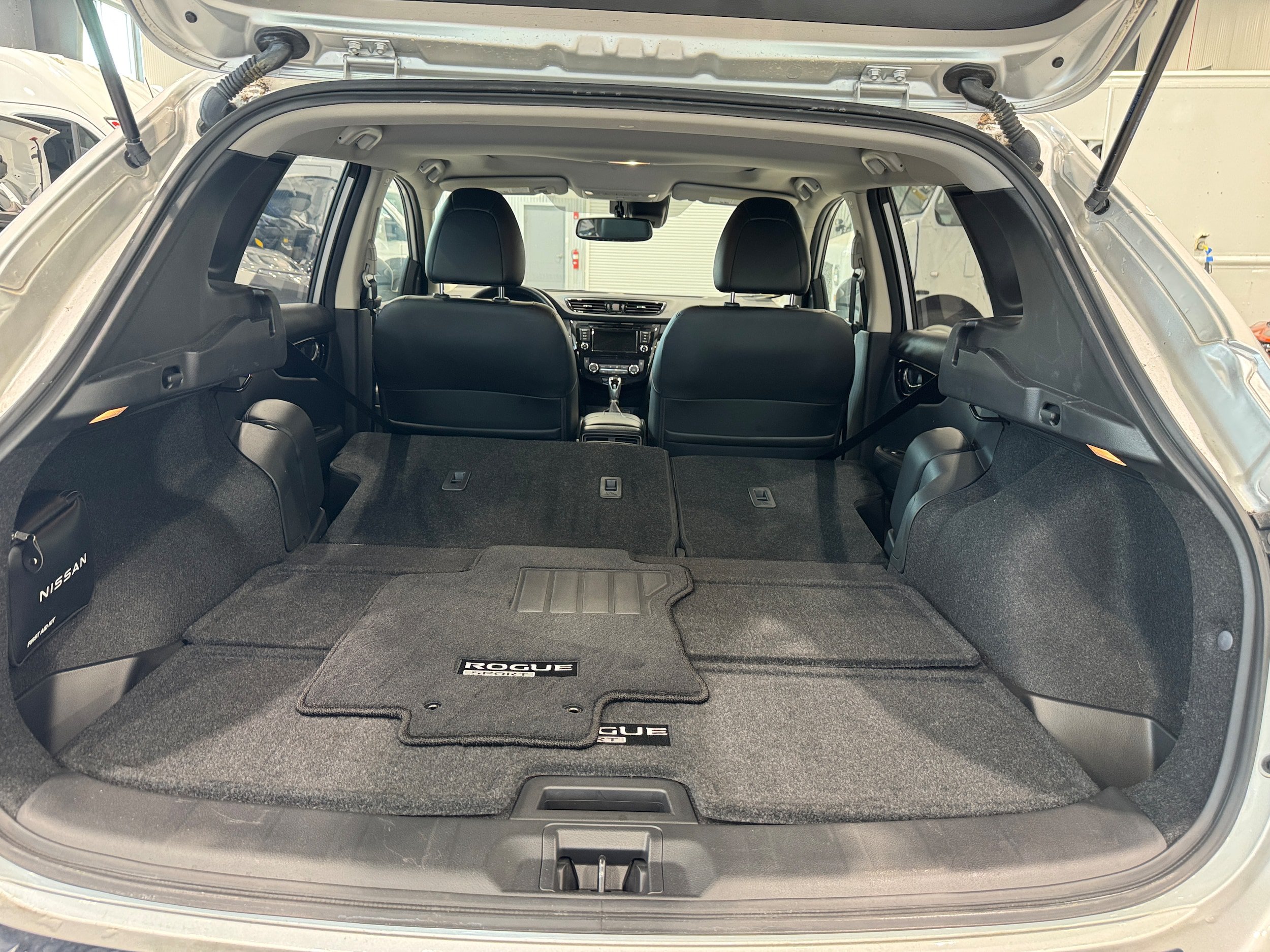 Used 2022 Nissan Rogue Sport SL w/ Premium Package AWD/4WD image 10