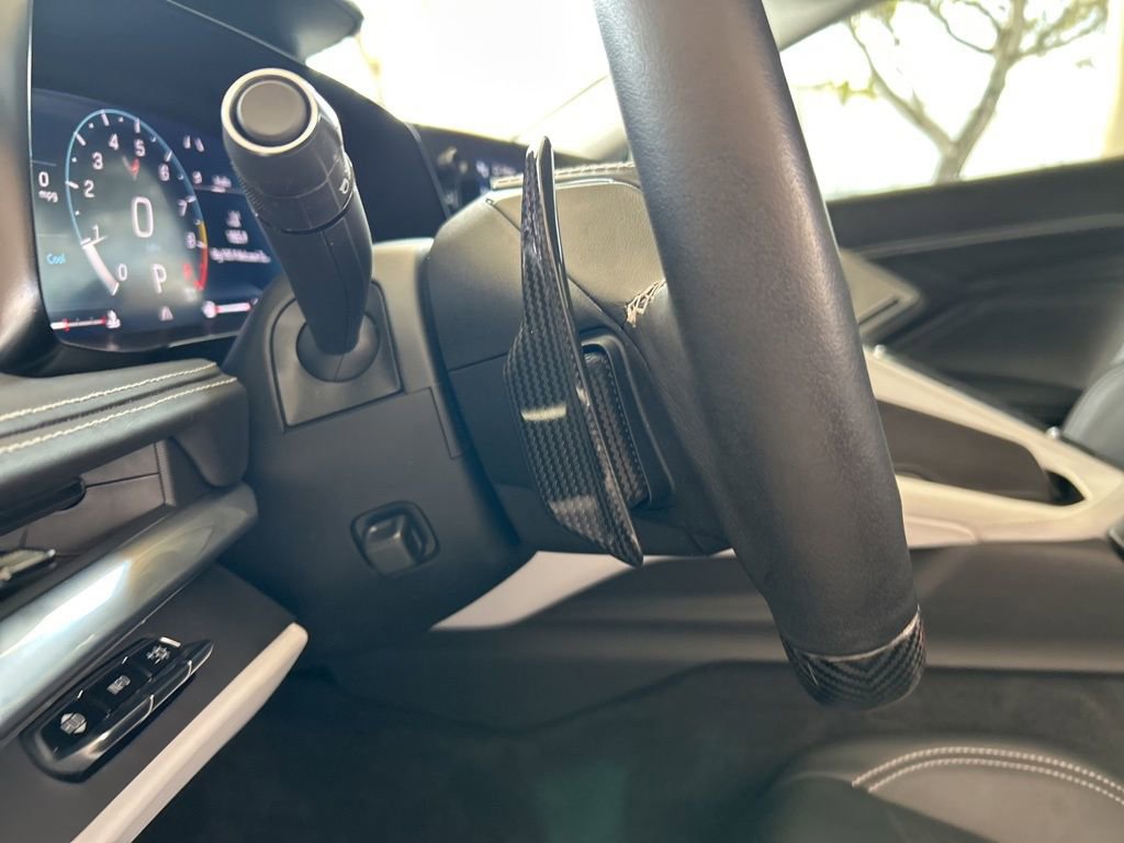 Used 2025 Chevrolet Corvette Z06 RWD image 46