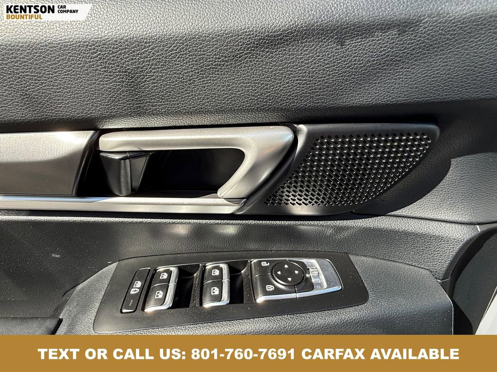Used 2025 Kia Telluride S image 22
