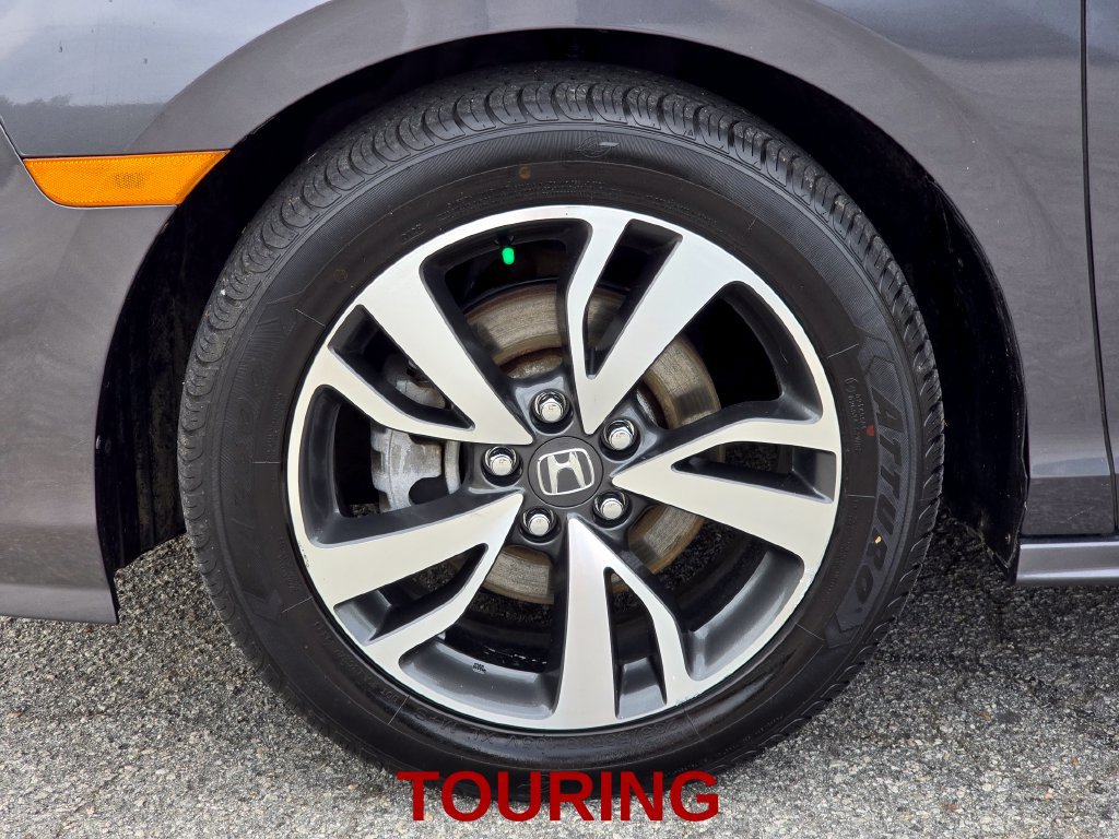Used 2023 Honda Odyssey Touring image 17