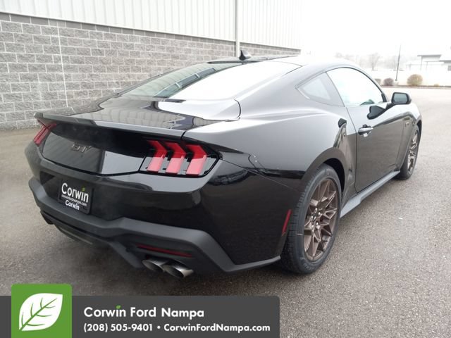 New 2026 Ford Mustang GT Premium w/ GT Performance Package RWD image 3