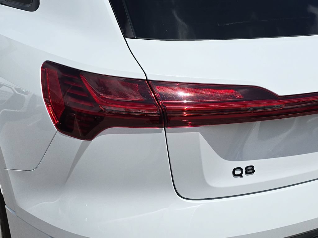 Certified 2024 Audi Q8 e-tron Premium Plus AWD/4WD image 34