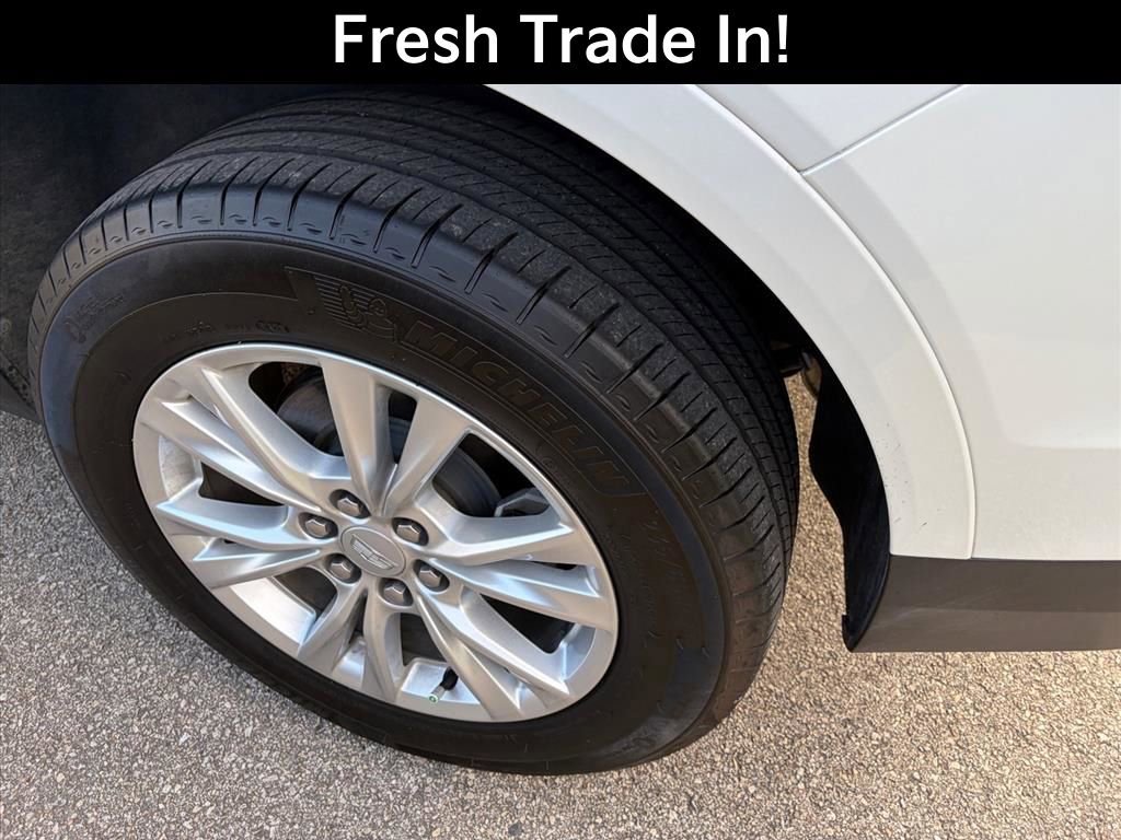 Used 2023 Cadillac XT5 Luxury w/ LPO, Floor Liner Package image 6