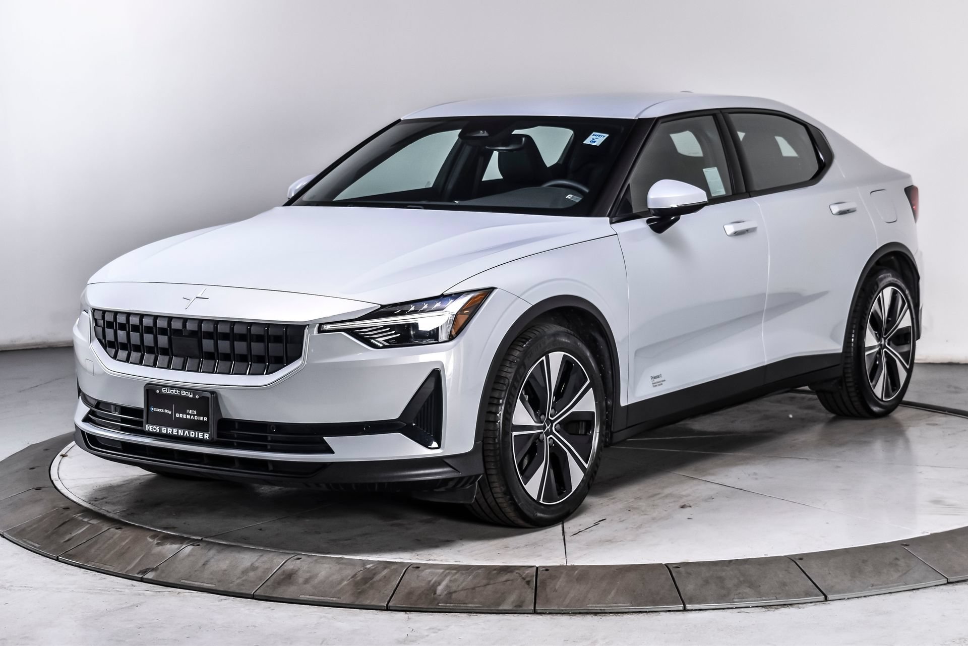 Used 2023 Polestar Polestar 2 AWD/4WD image 2