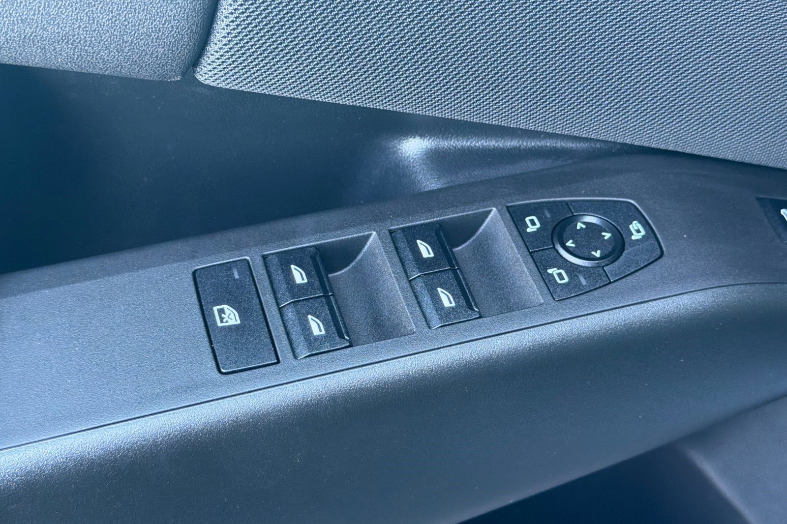 Used 2025 BMW X3 xDrive30i w/ Premium Package image 13