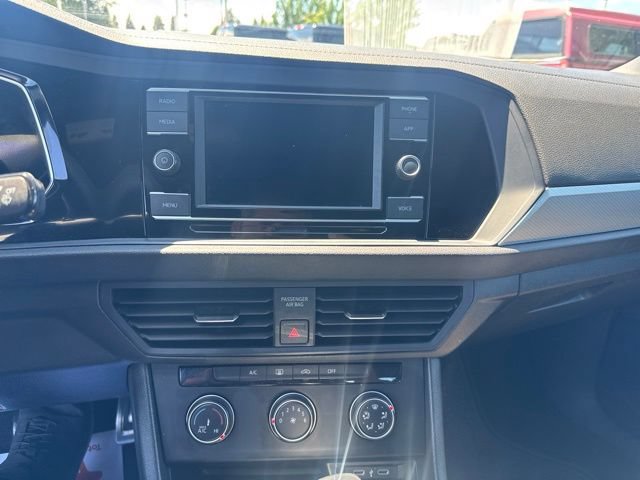 Used 2023 Volkswagen Jetta Sport FWD image 16