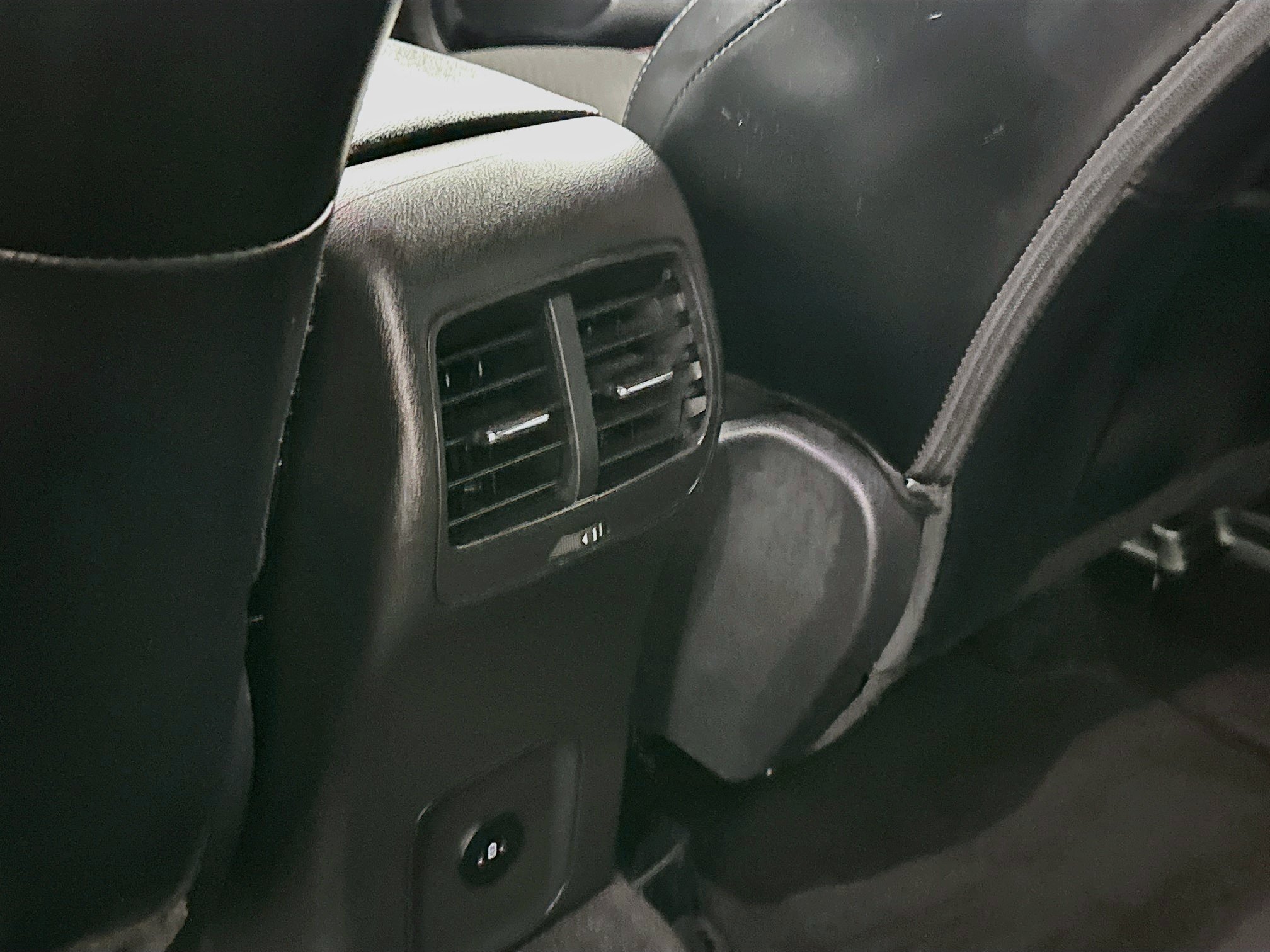 Used 2025 Ford Escape ST-Line Select AWD/4WD image 26