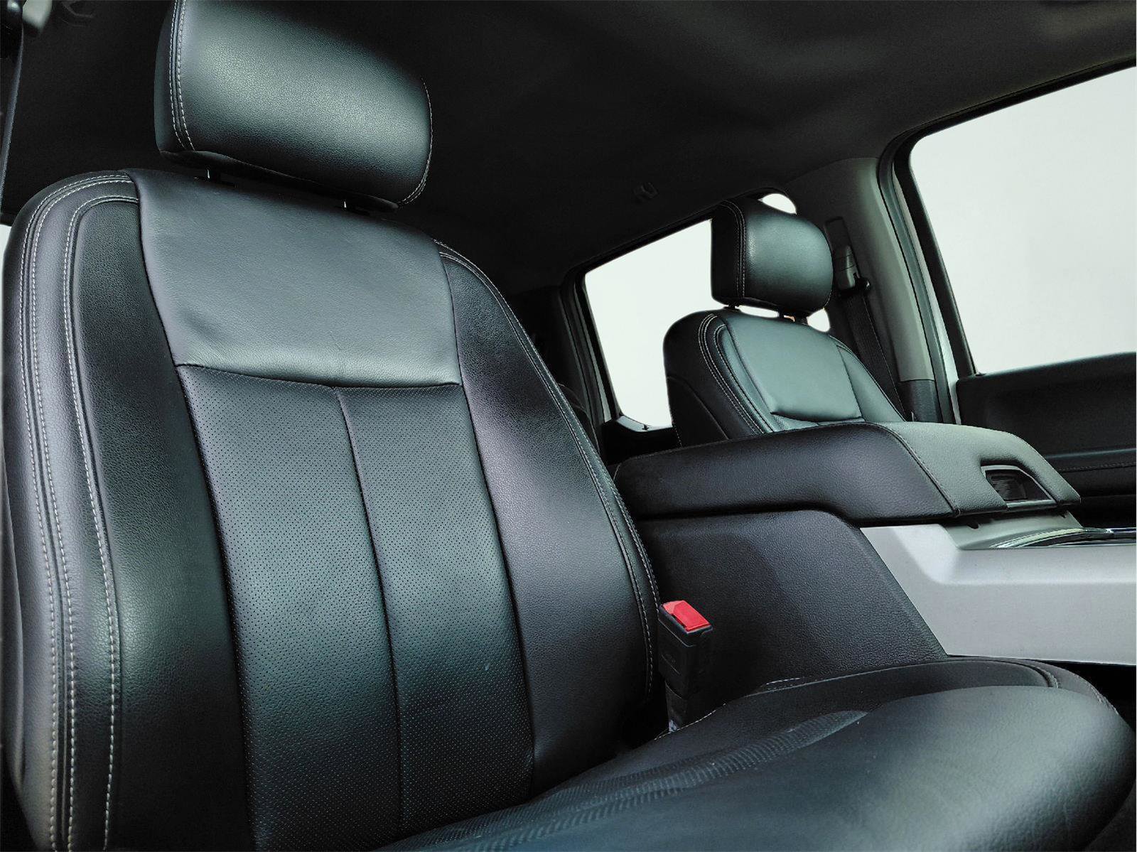 Used 2021 Ford F250 Lariat image 11