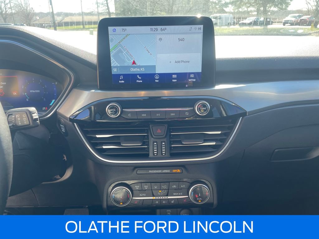 Used 2022 Ford Escape Titanium image 13