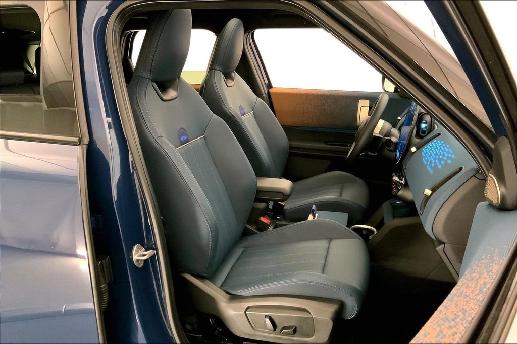 Used 2025 MINI Cooper Countryman S w/ Comfort Package Max image 6