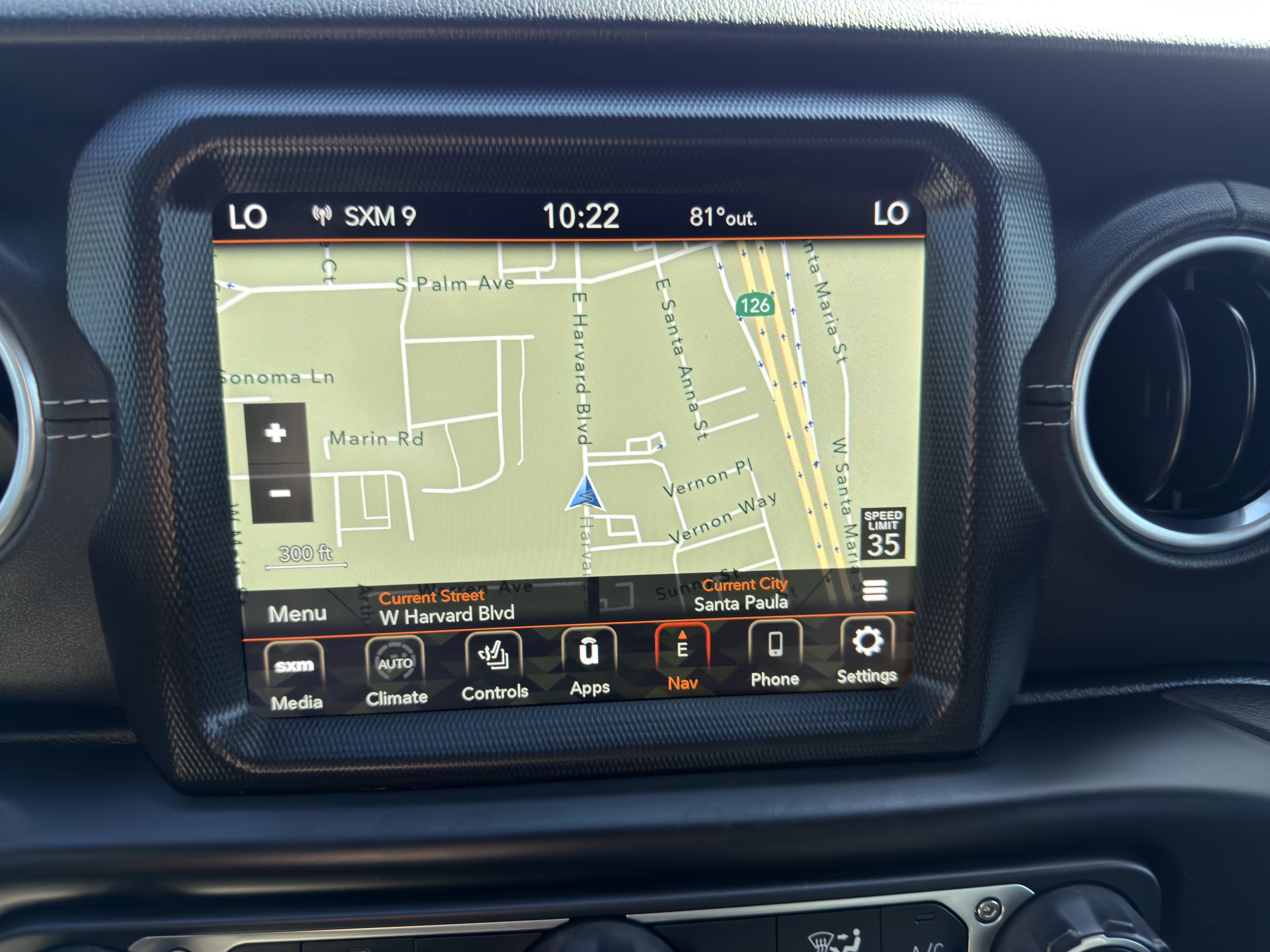 Used 2022 Jeep Wrangler Unlimited Sahara w/ Cold Weather Group AWD/4WD image 34