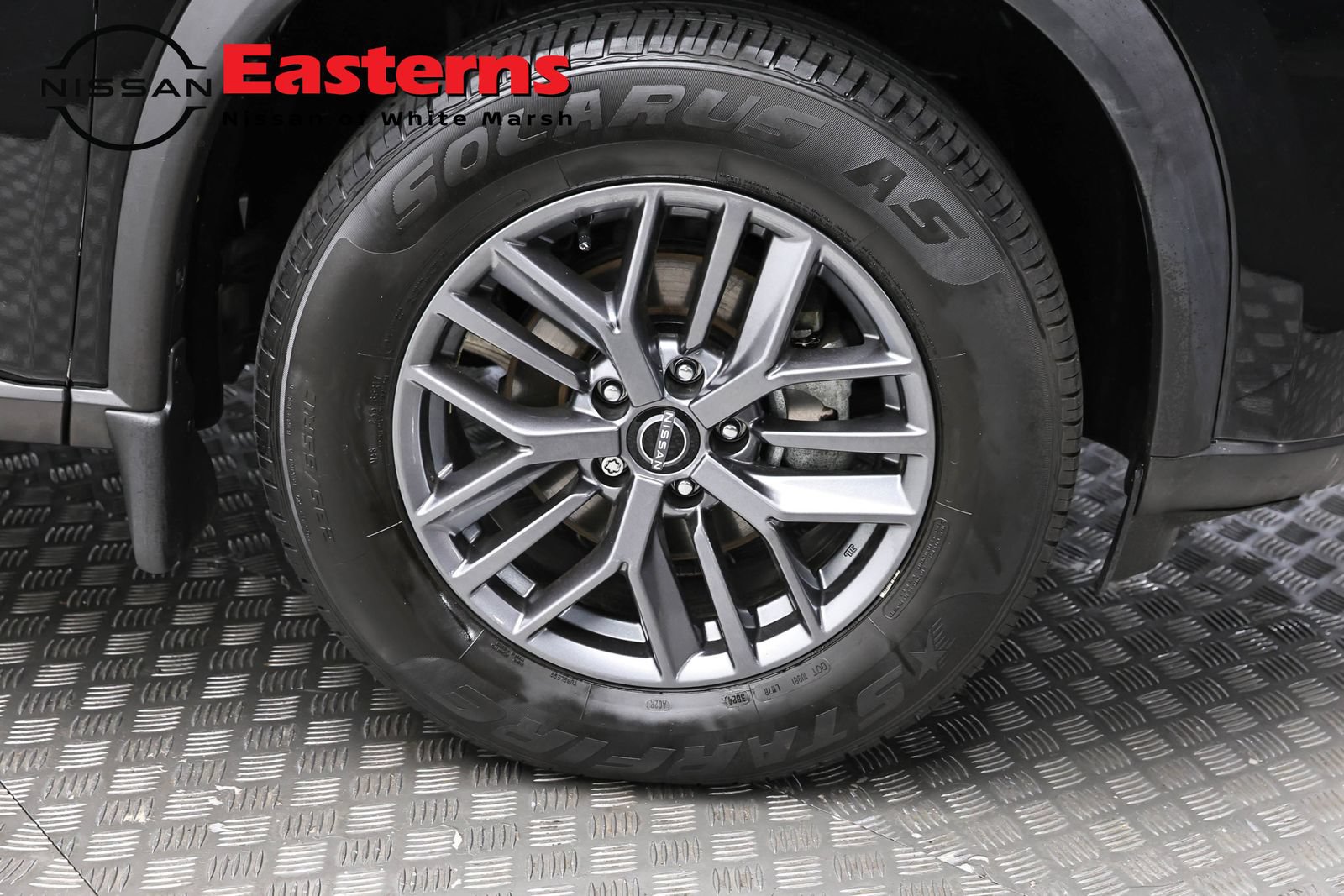 Used 2023 Nissan Rogue S AWD/4WD image 31