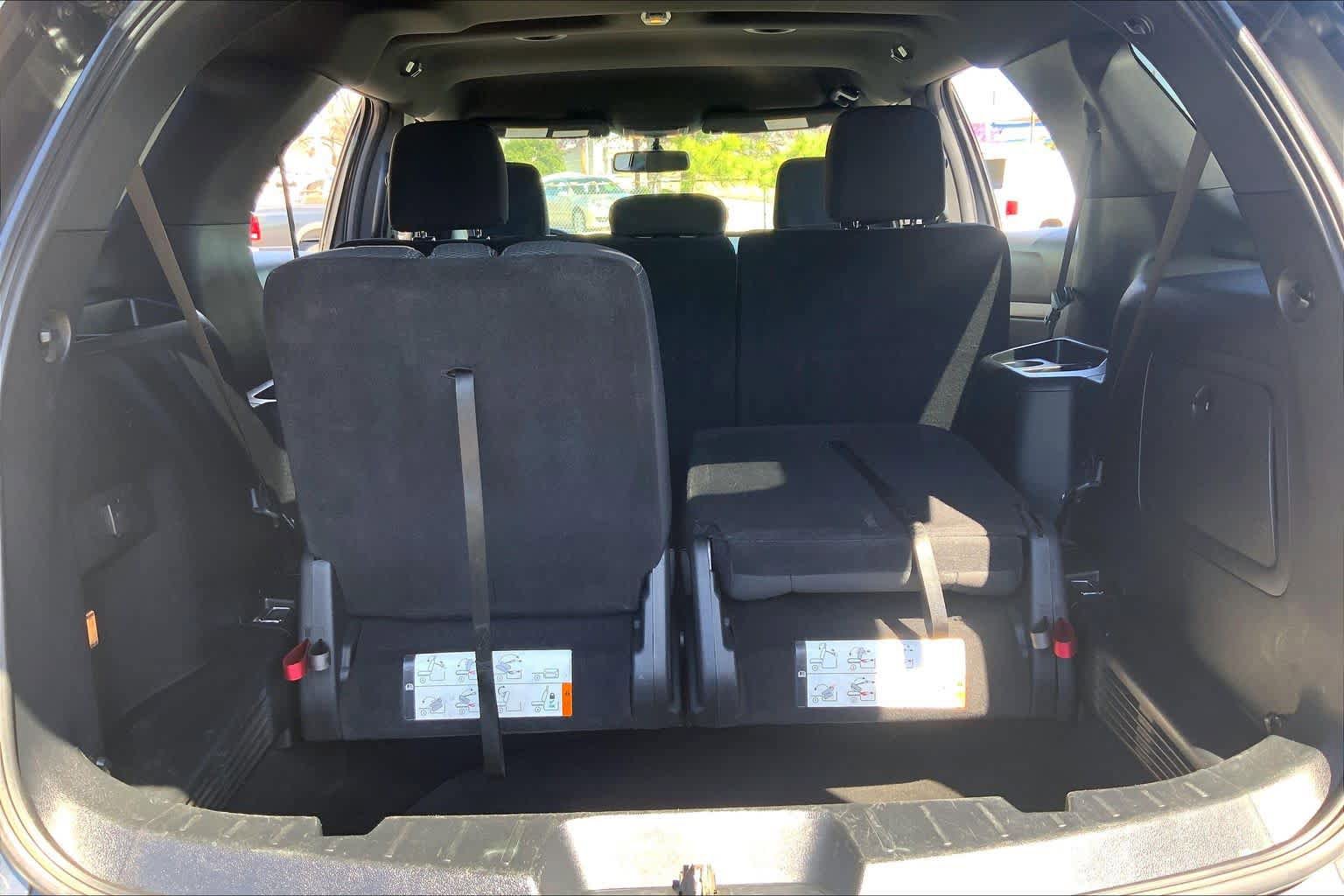 Used 2018 Ford Explorer XLT w/ Equipment Group 201A image 36