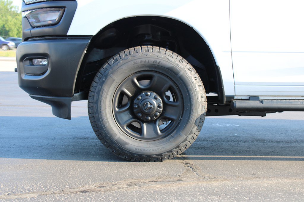 Used 2025 RAM 2500 Tradesman AWD/4WD image 38