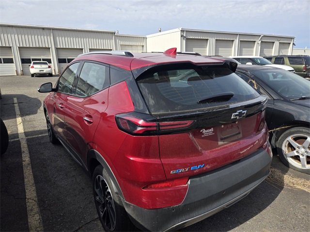 Used 2022 Chevrolet Bolt EUV Premier w/ Sun & Sound Package image 7