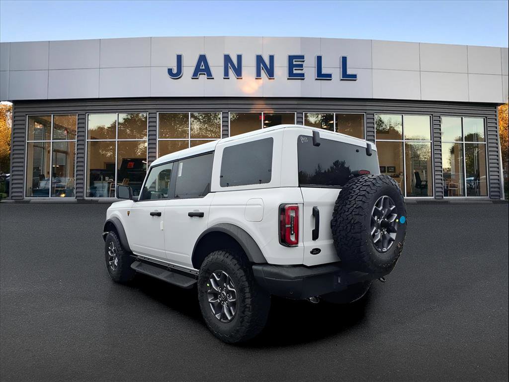 New 2025 Ford Bronco Badlands AWD/4WD image 4