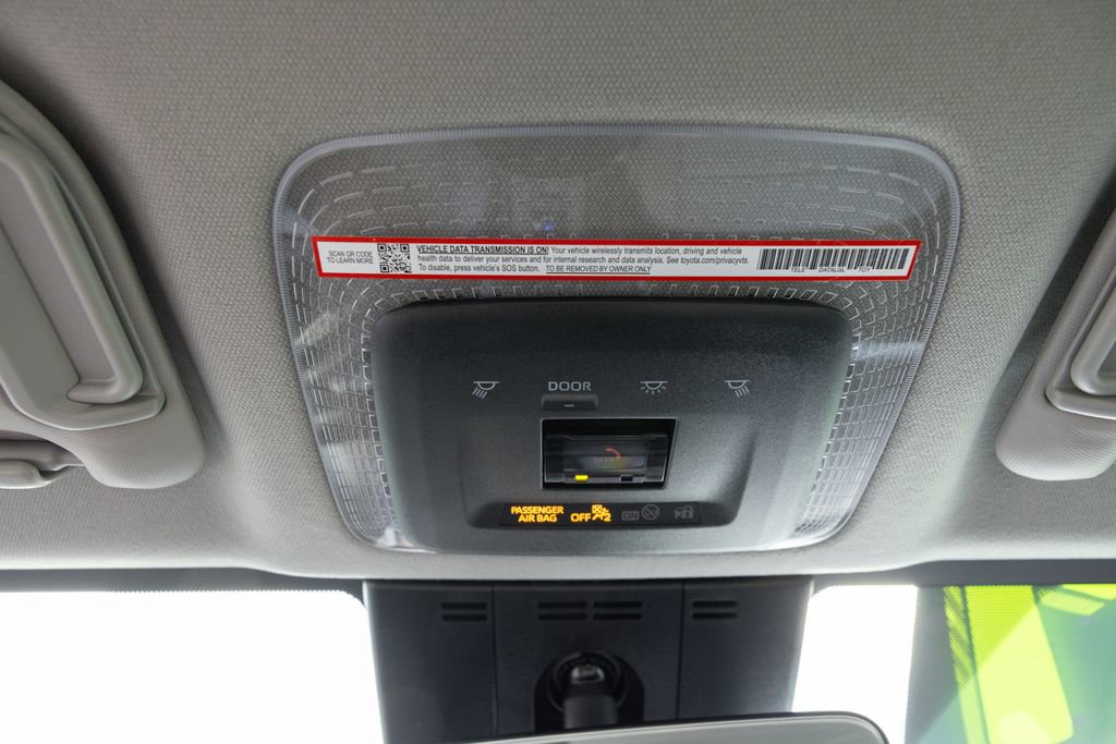 Used 2025 Toyota Prius LE image 23