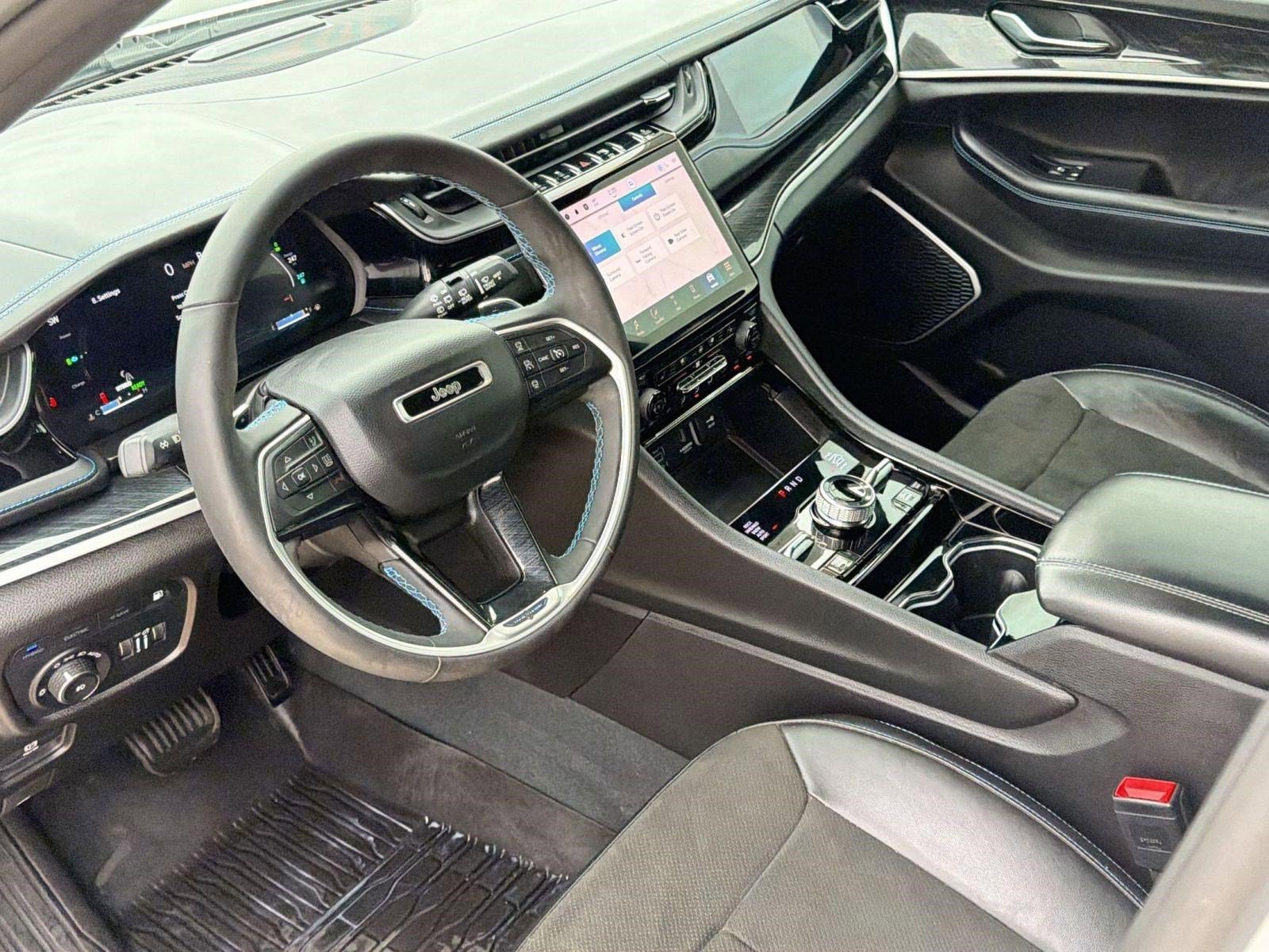 Used 2022 Jeep Grand Cherokee Trailhawk w/ Advanced Protech Group II image 4