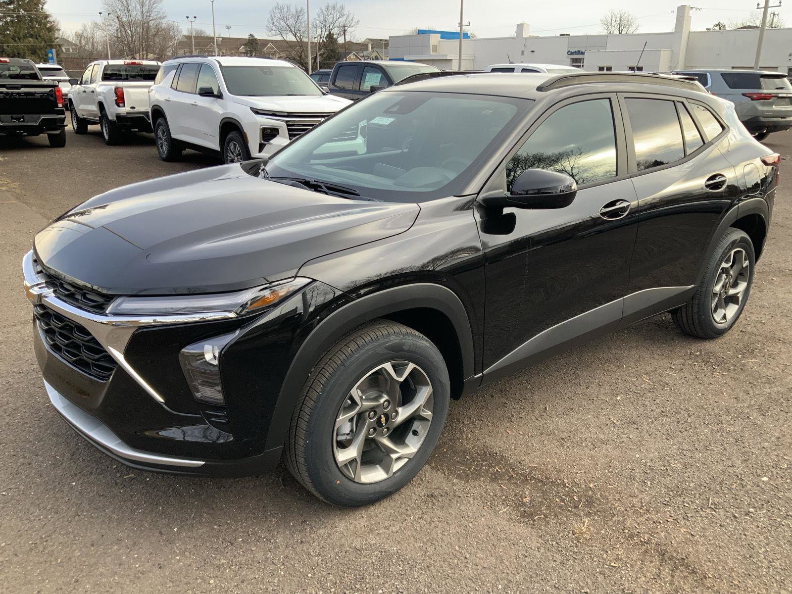 New 2026 Chevrolet Trax LT w/ Driver Confidence Package image 3