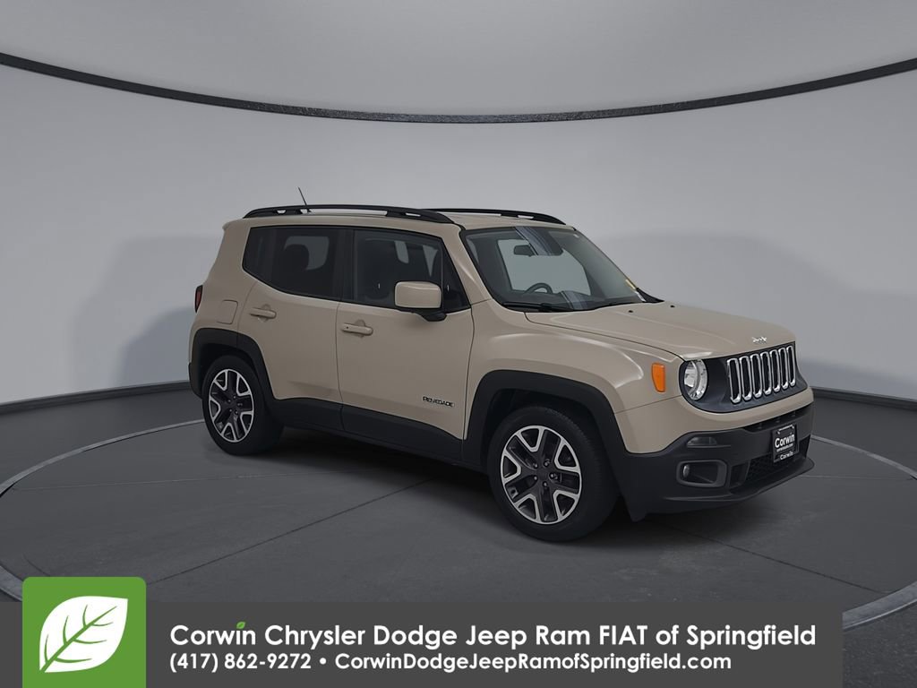 Used 2016 Jeep Renegade Latitude image 3