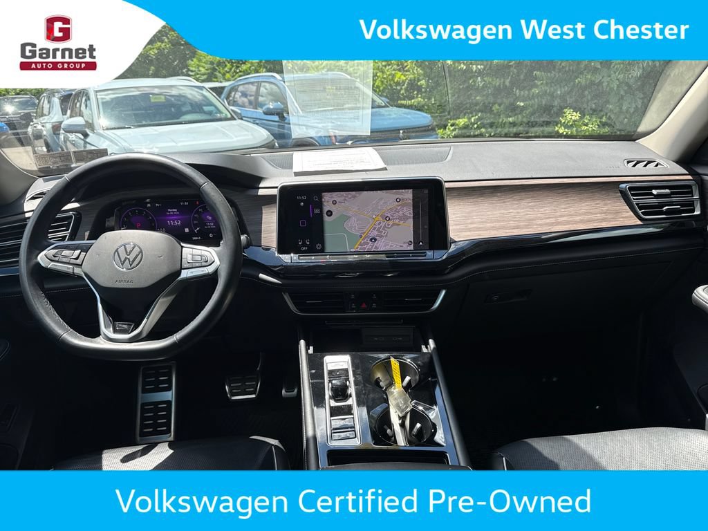 Certified 2024 Volkswagen Atlas SEL Premium R-Line AWD/4WD image 19
