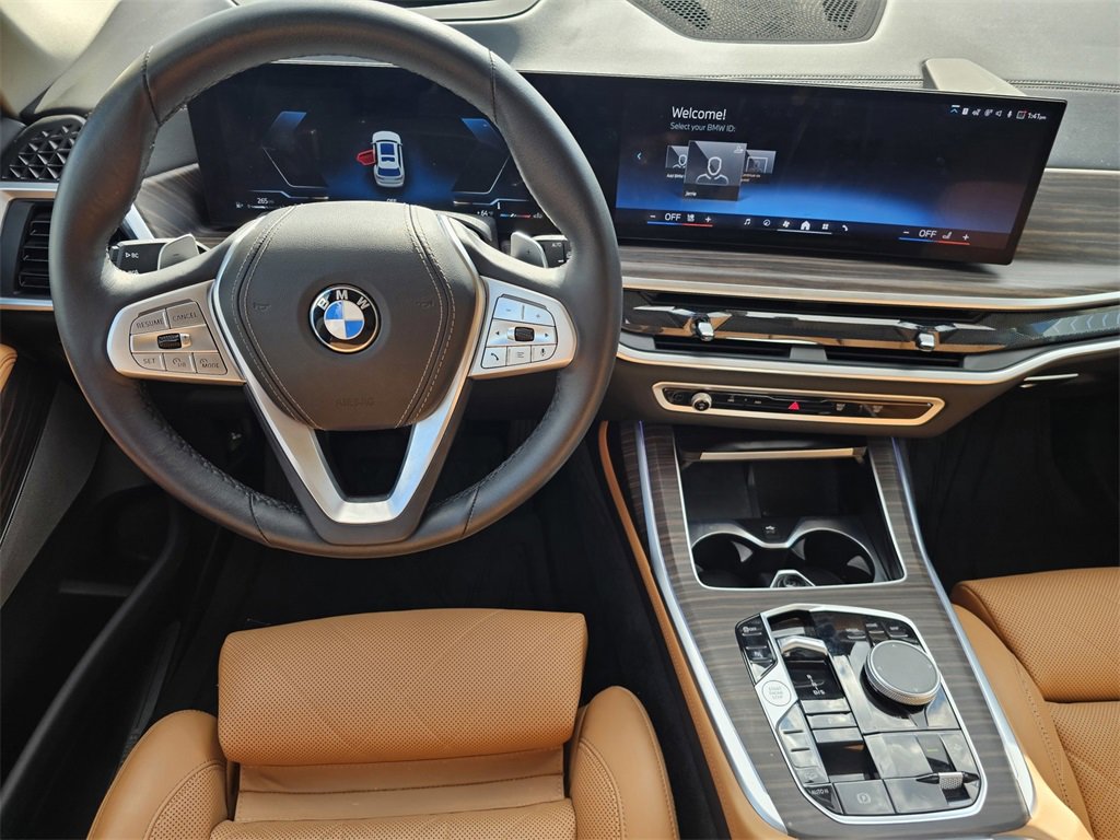 Used 2025 BMW X7 xDrive40i image 18