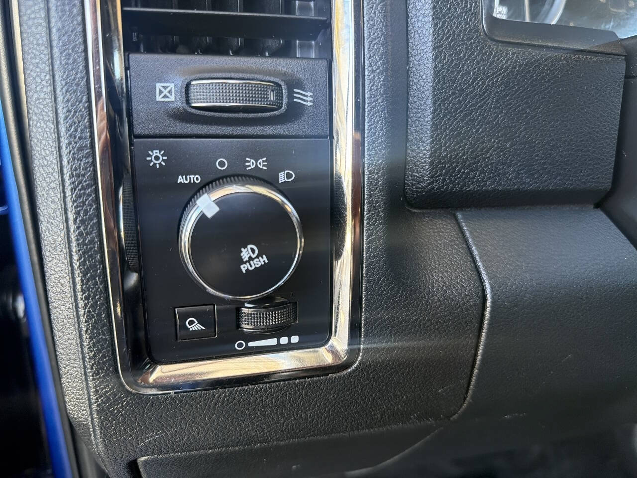 Used 2016 RAM 1500 Sport w/ Convenience Group RWD image 24