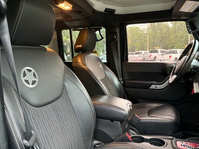 Used 2015 Jeep Wrangler Unlimited Sport image 30