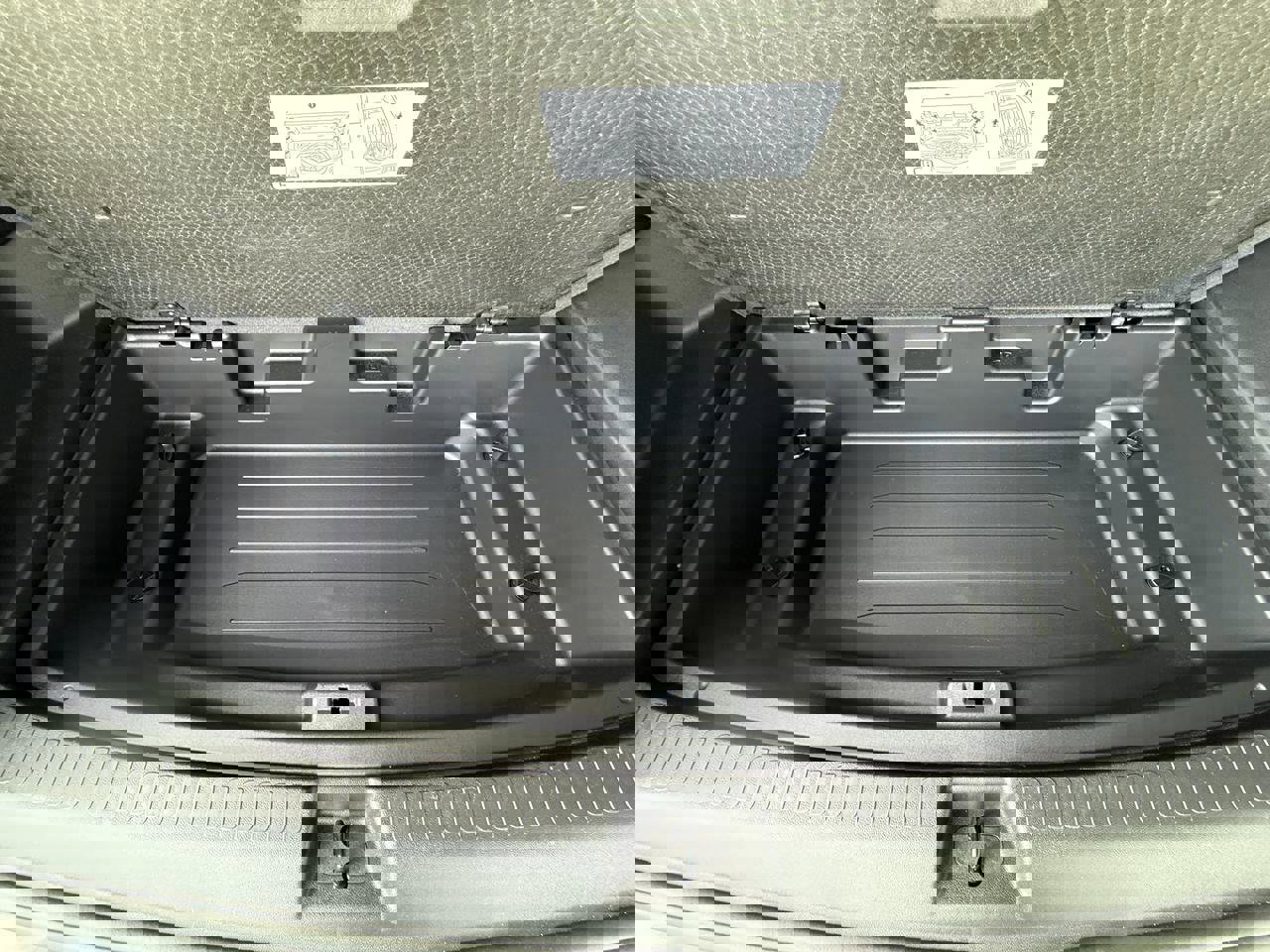 Used 2024 GMC Acadia Denali w/ LPO, Floor Liner Package image 43