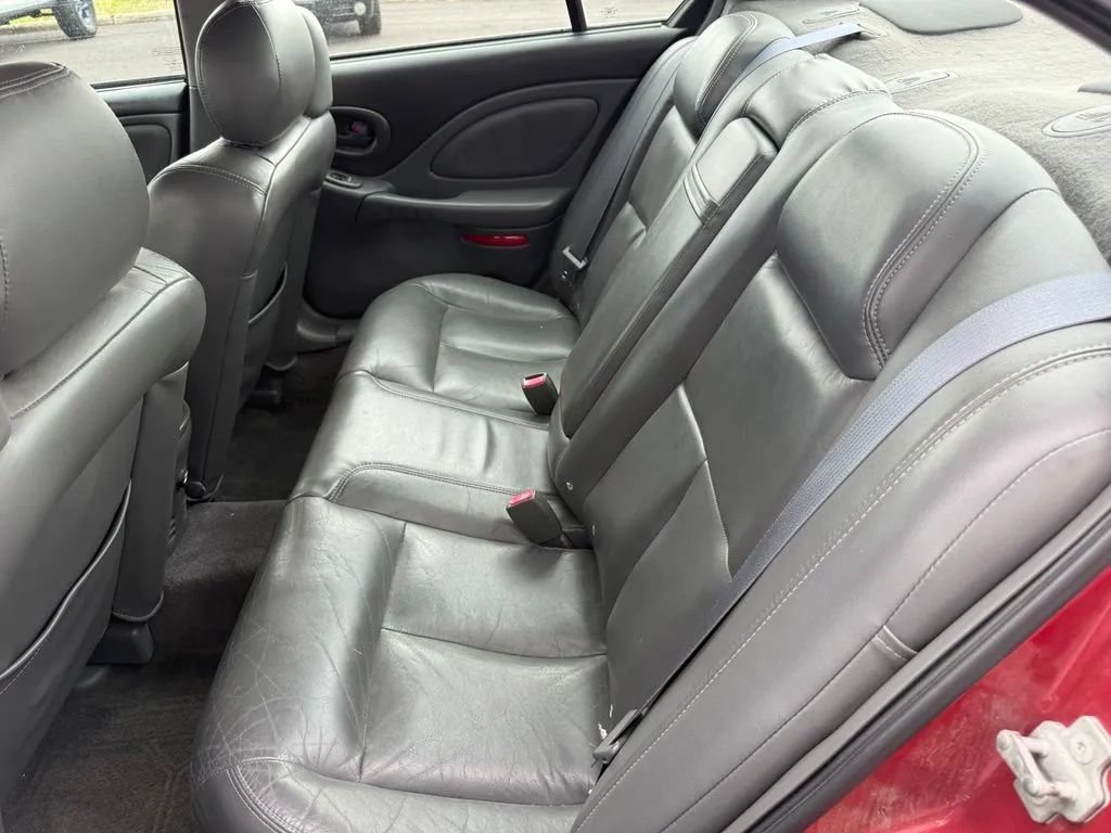 Used 2005 Pontiac Bonneville SLE w/ Premier Edition FWD image 14