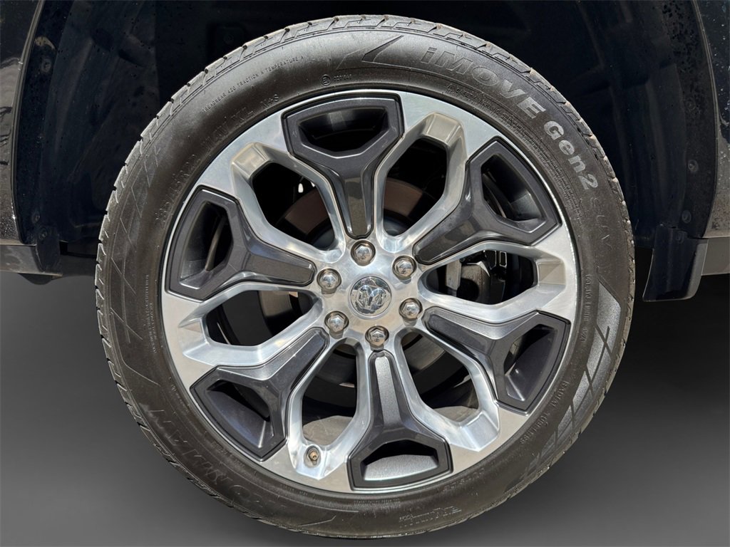 Used 2023 RAM 1500 Limited w/ Body Color Bumper Group image 11