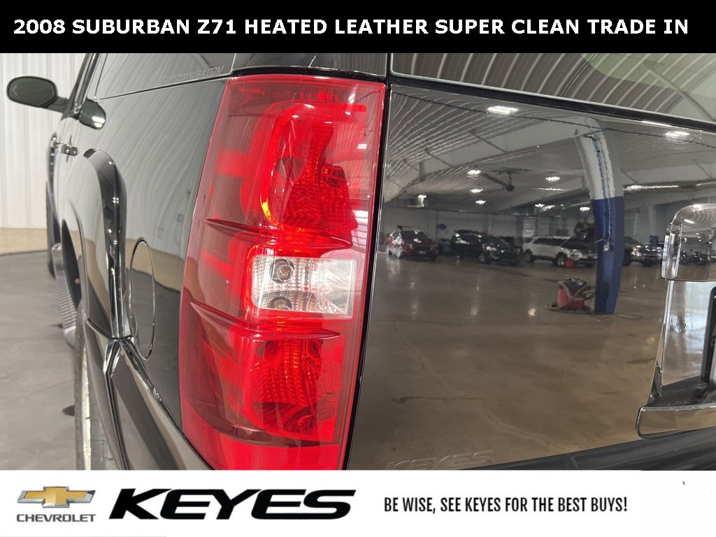 Used 2008 Chevrolet Suburban LT image 15
