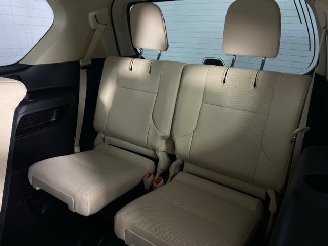 Used 2023 Lexus GX 460 Premium w/ Premium Package AWD/4WD image 19