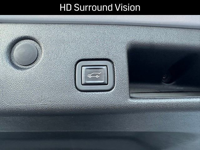 Used 2022 Chevrolet Equinox Premier image 23