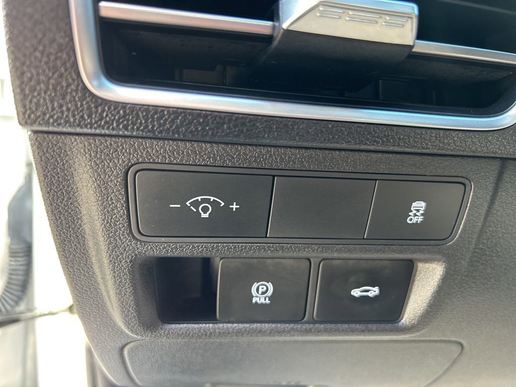 Used 2025 Hyundai Sonata SEL image 19
