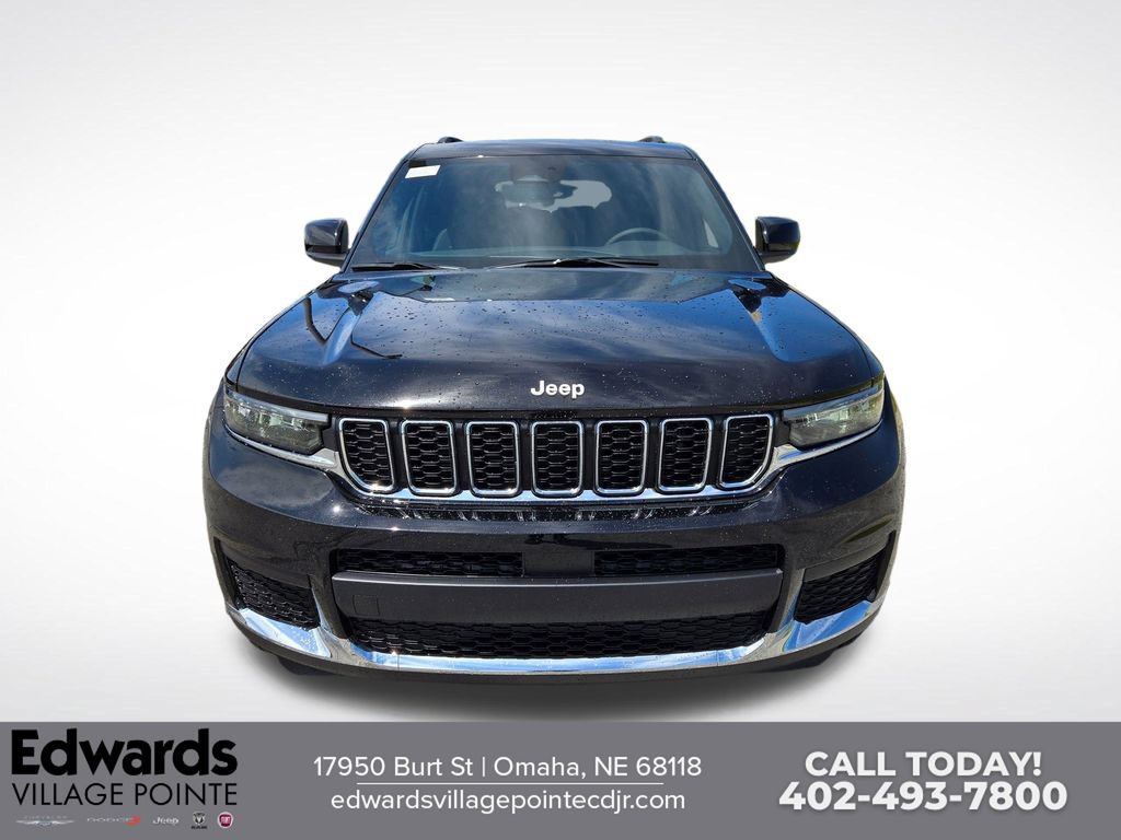 New 2026 Jeep Grand Cherokee L Laredo AWD/4WD image 8