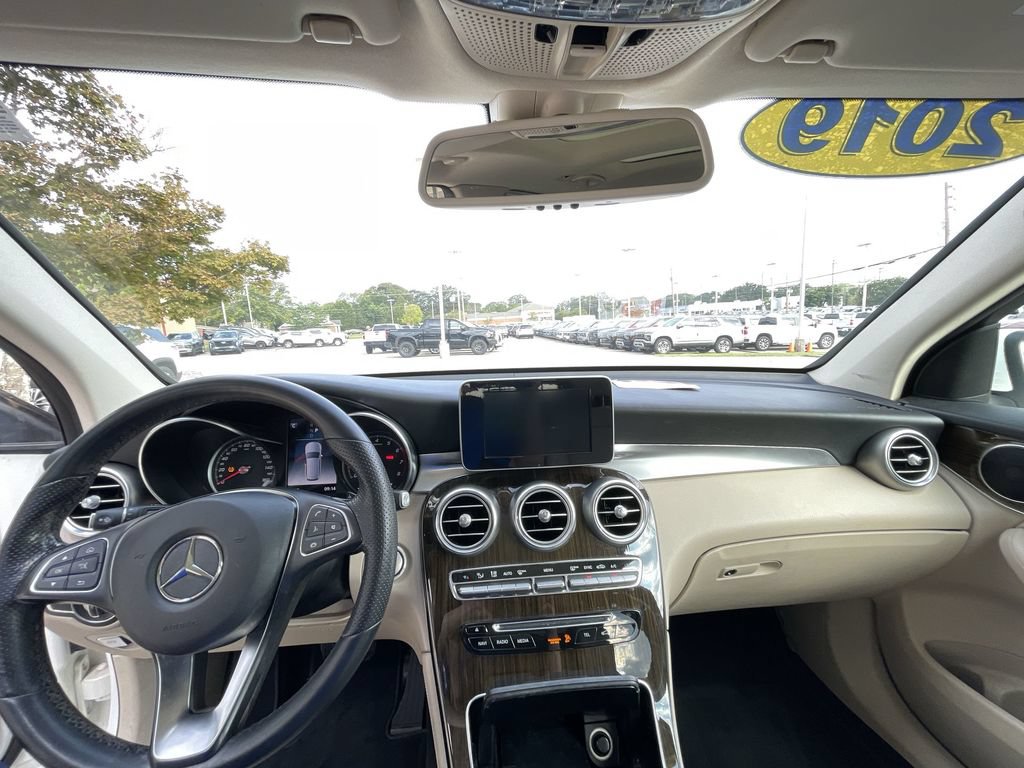 Used 2019 Mercedes-Benz GLC 300 image 10