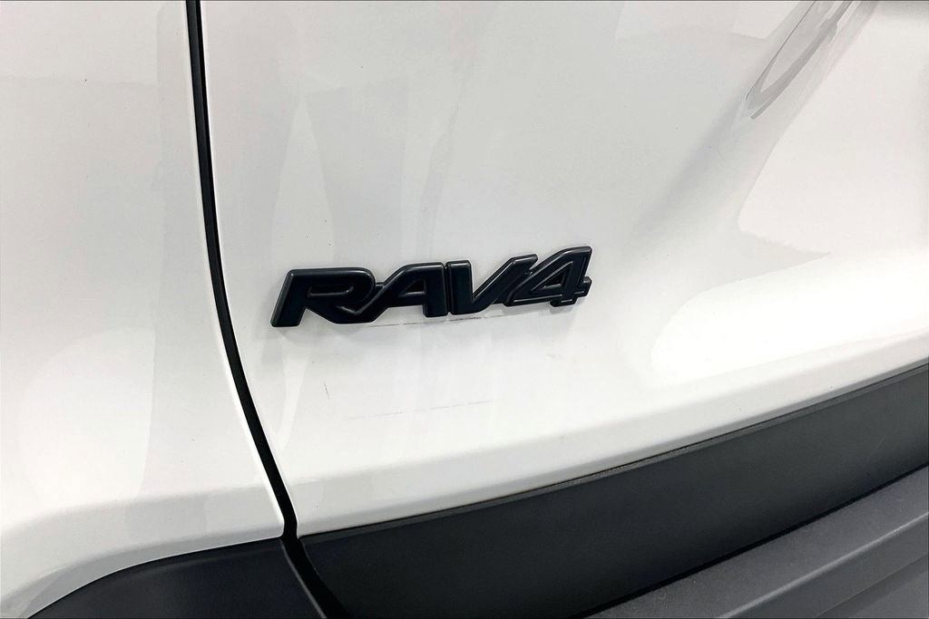 Used 2024 Toyota RAV4 XLE w/ Convenience Package AWD/4WD image 32