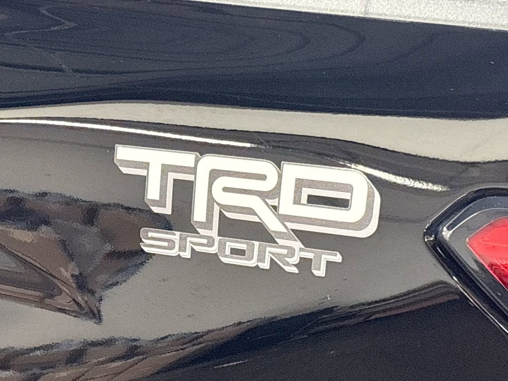 Used 2025 Toyota Tacoma TRD Sport AWD/4WD image 23