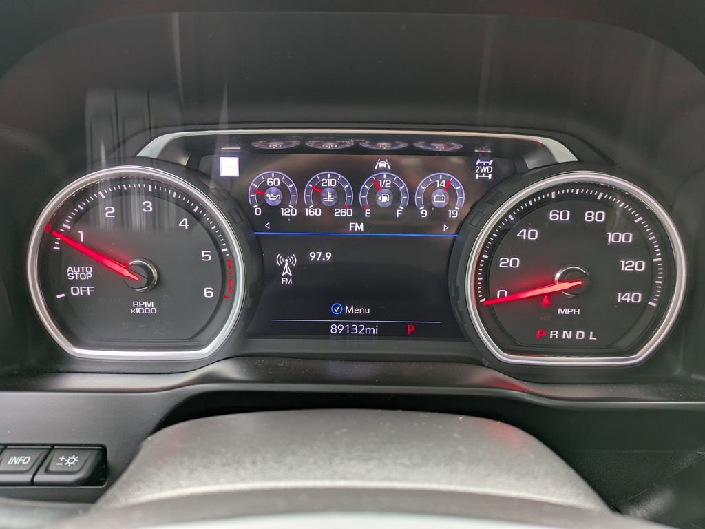 Used 2020 Chevrolet Silverado 1500 High Country w/ Technology Package image 28