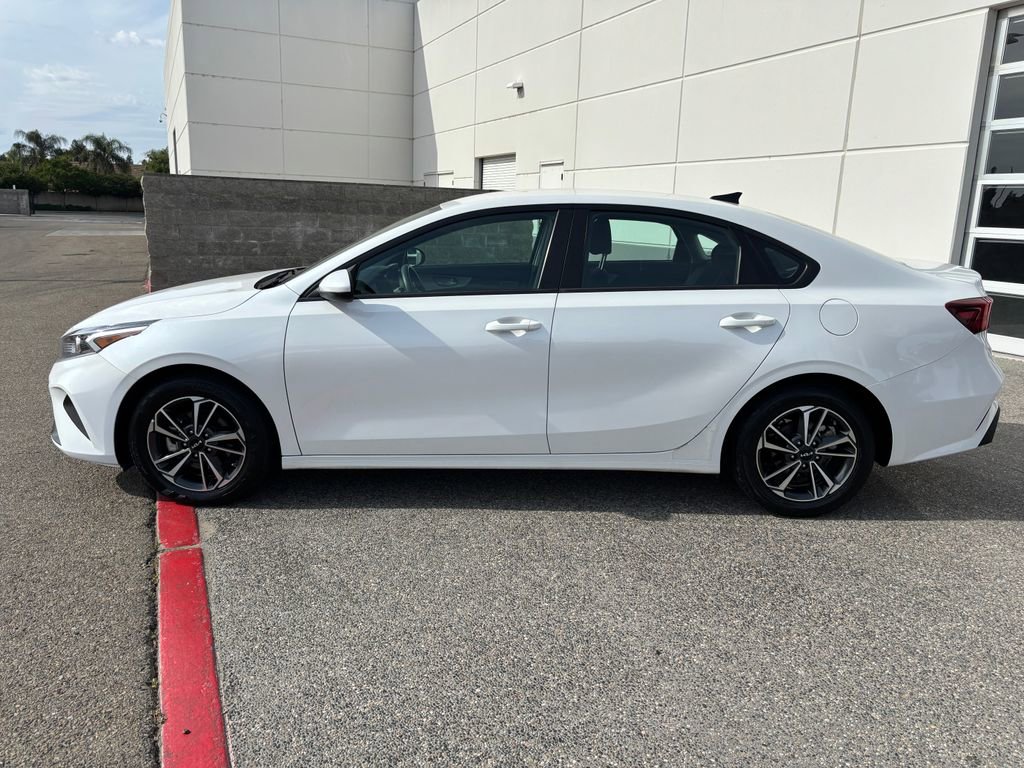 Used 2023 Kia Forte LXS image 8