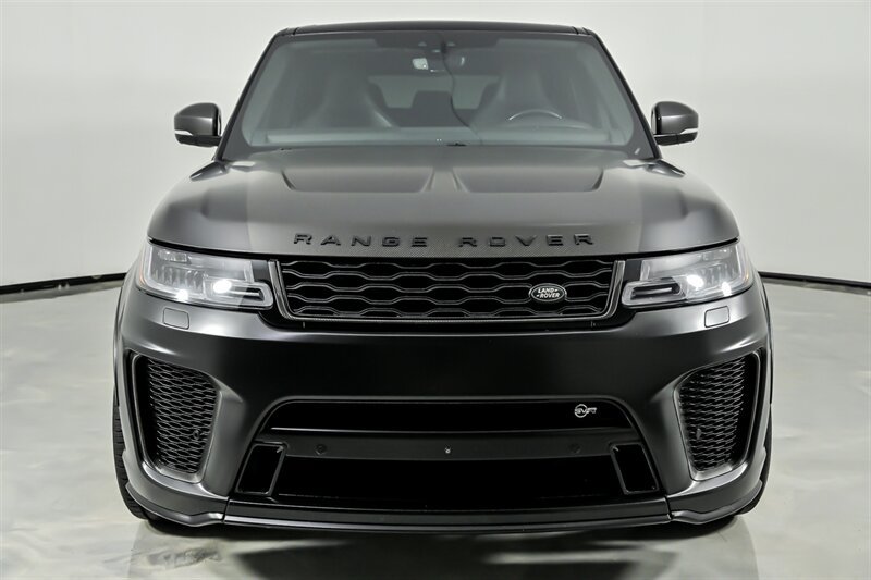 Used 2022 Land Rover Range Rover Sport SVR Carbon Edition AWD/4WD image 4