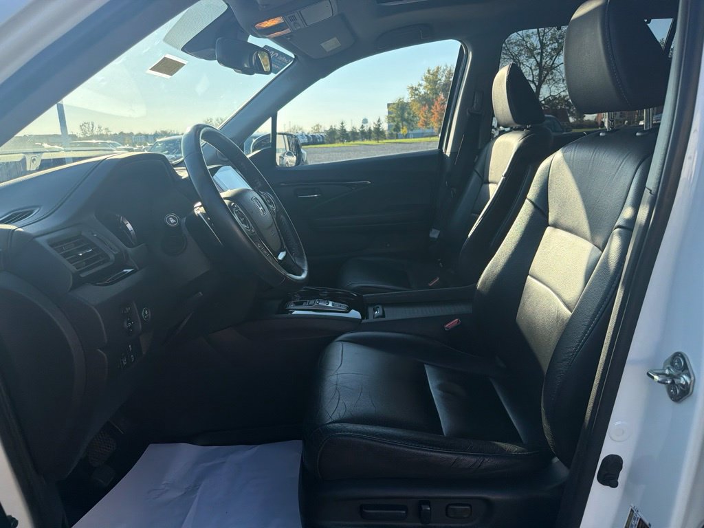 Used 2017 Honda Pilot Touring image 26